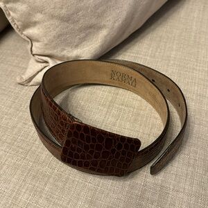 😻 Norma Kamali lizard belt
